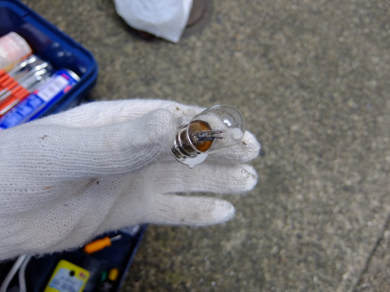 リトルカブ電球交換